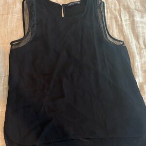 Elegant Zara M Black Sleeveless Top